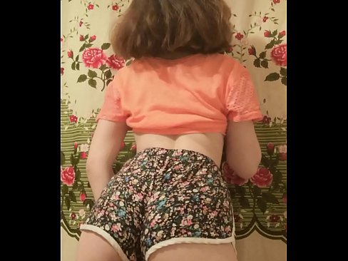 ❤️ Seksi enom bayek stripping mati dheweke kathok cendhak ing kamera ❤️❌ Saru rusia ing jv.hentai-menu.ru ❤